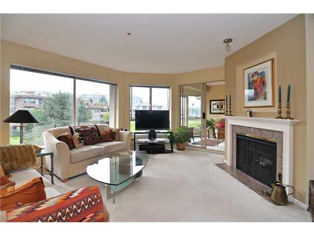 312 1859 Spyglass Place - False Creek Apartment/Condo, 2 Bedrooms (V974562)