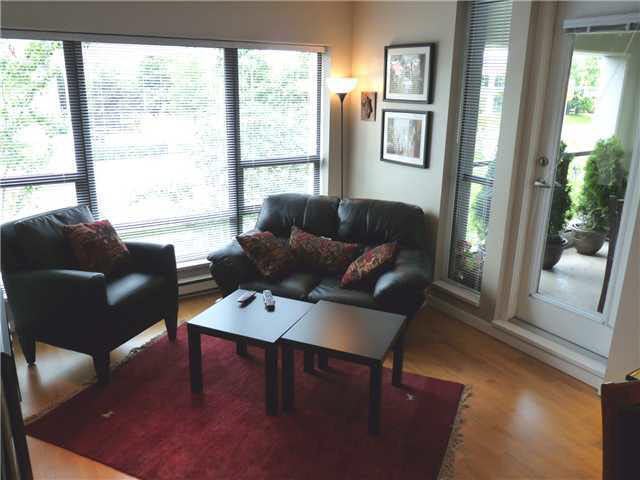 202 4118 Dawson Street - Brentwood Park Apartment/Condo, 2 Bedrooms (V872869)