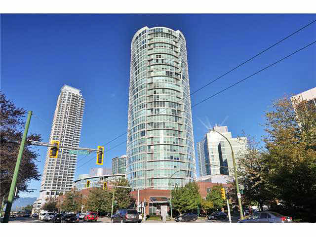 201 6088 Willingdon Avenue - Metrotown Apartment/Condo, 1 Bedroom (V1086292)