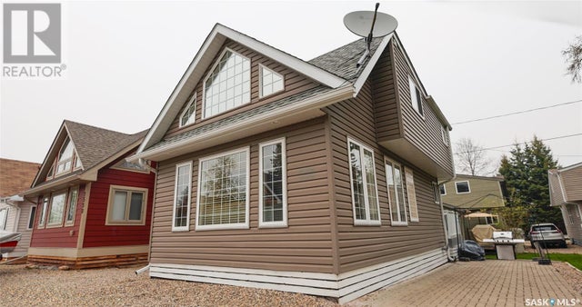 1546 Grebe STREET - Prince Albert National Park House for Sale, 3 Bedrooms (SK006878)
