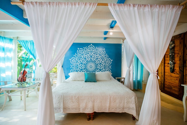 Amanpur Eco Living - Villa Entre Palmeras - Barra de Navidad  House for Sale, 3 Bedrooms 