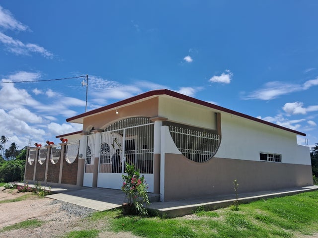 Fraccto Brisas de la Laguna - Barra de Navidad House for rent, 3 Bedrooms (Casita De Leon)