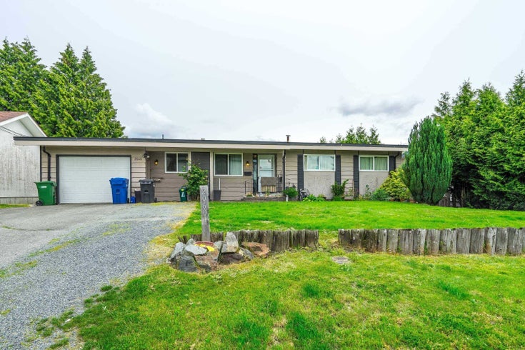 2060 Broadway Street - Abbotsford West House/Single Family for sale, 5 Bedrooms (R2754683)