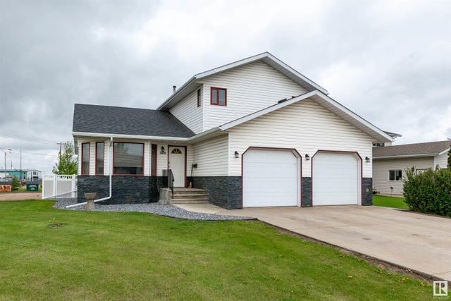 5806 57 ST - Vegreville Detached Single Family for Sale, 4 Bedrooms (E4437320)