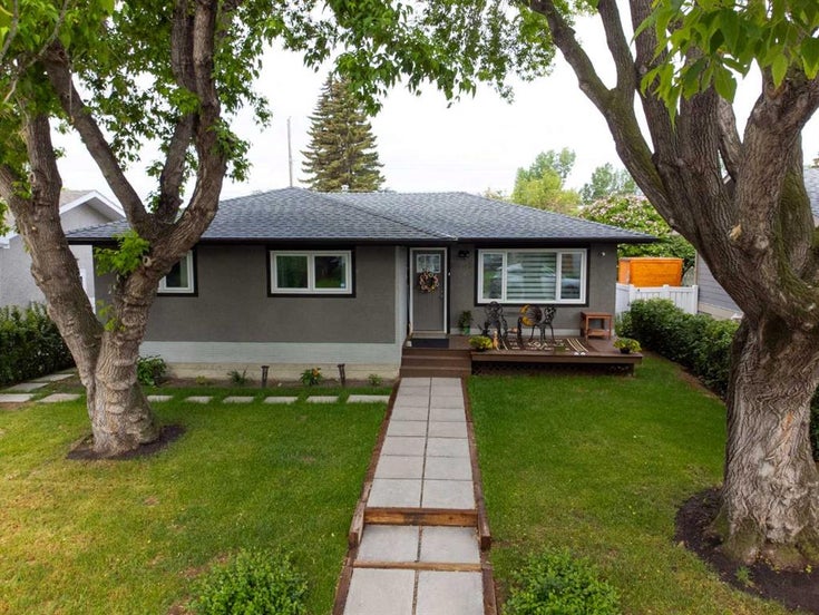 9407 Albany Place SE - Acadia Detached, 4 Bedrooms (A2154086)