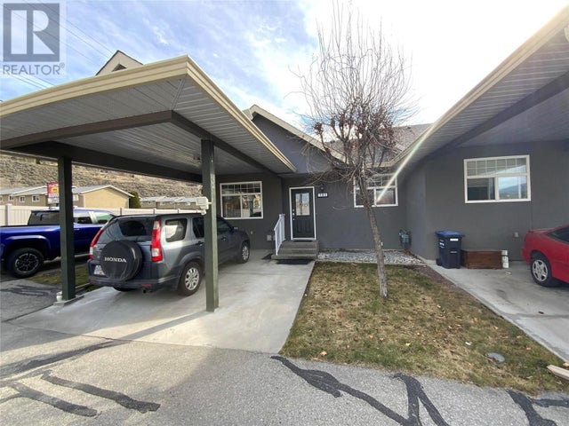 3011 SOUTH MAIN Street Unit# 101 - Penticton Row / Townhouse for Sale, 2 Bedrooms (10339259)