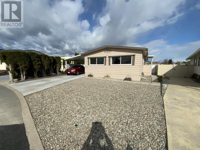 3105 SOUTH MAIN Street Unit# 317 - Penticton Manufactured Home for Sale, 2 Bedrooms (10344350)