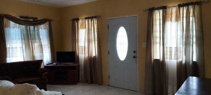 Cedar Valley Road - other Apartment for Rent