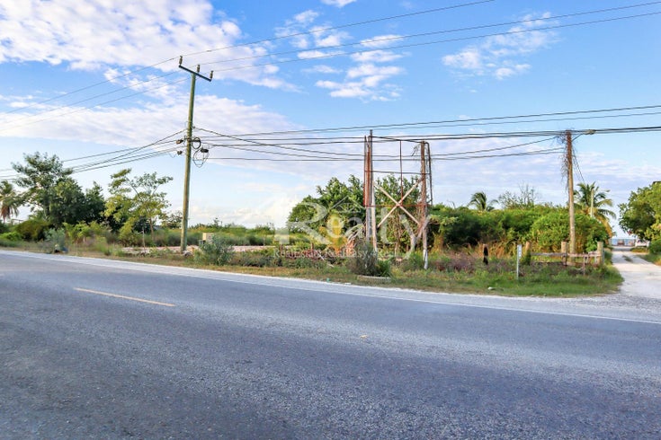 Road Front Lot Just off Haulover Bridge  - Northern Highway Land for sale