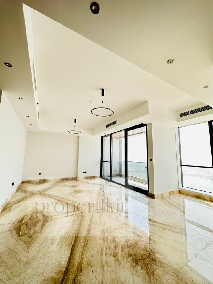 La Plage Tower  Al Mamzar - Sharjah - 1100 Apartment for sale, 3 Bedrooms (543636)