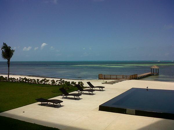 Naima 4 bedroom oceanfront LUXURY condo - Km 3 (Cancun Hotel Zone) Apartment for sale, 4 Bedrooms (NAI001)
