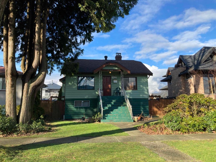 3925 CAMBRIDGE STREET - Vancouver Heights House/Single Family, 5 Bedrooms (R2920371)