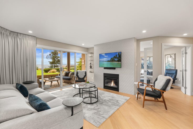 104 - 15025 Victoria Avenue - White Rock Apartment/Condo, 2 Bedrooms (R2959086)