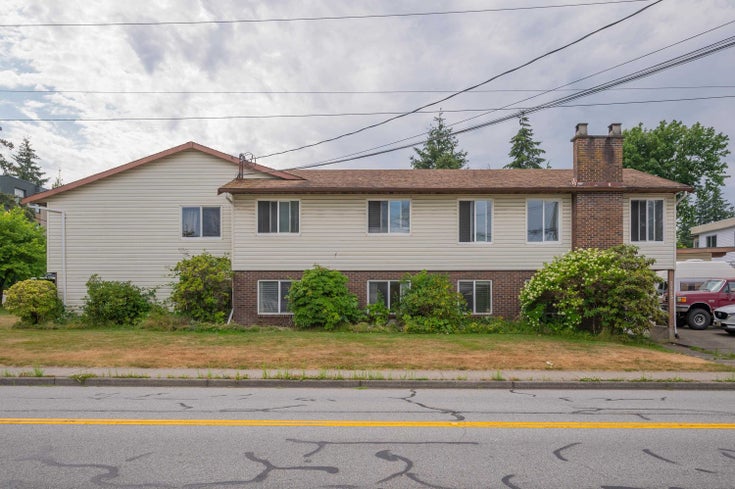 1713 156th Street - King George Corridor Half Duplex for Sale, 6 Bedrooms (R2992008)