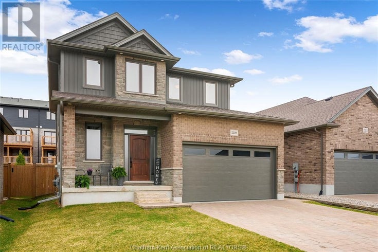 2209 Linkway BOULEVARD - London House for Sale, 3 Bedrooms (25007961)