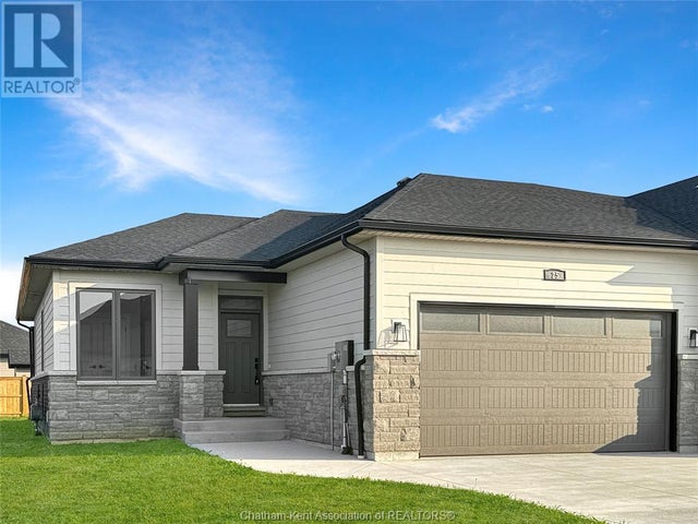 25 Duskridge ROAD - Chatham House for Sale, 2 Bedrooms (25018199)