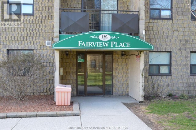 150 Park AVENUE Unit# 212 - Chatham Apartment for Sale, 2 Bedrooms (25019437)