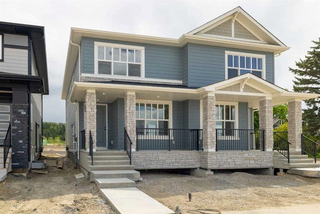 949 Creekview Drive SW - Pine Creek Semi Detached (Half Duplex) for Sale, 3 Bedrooms (A2203750)