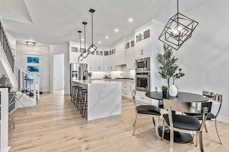 911 22 Avenue NW - Mount Pleasant Semi Detached (Half Duplex) for Sale, 4 Bedrooms (A2223251)