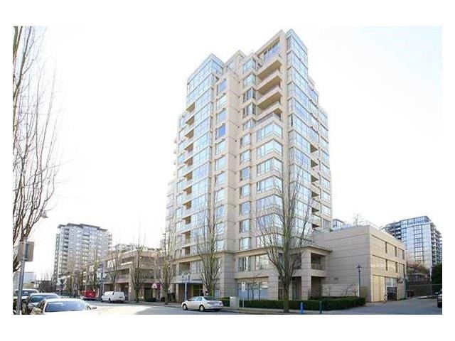 702 6191 Buswell Street - Brighouse Apartment/Condo, 3 Bedrooms (R2037218)