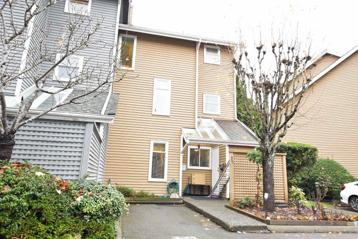 12 7400 Minoru Boulevard - Brighouse South Townhouse, 3 Bedrooms (R2633043)