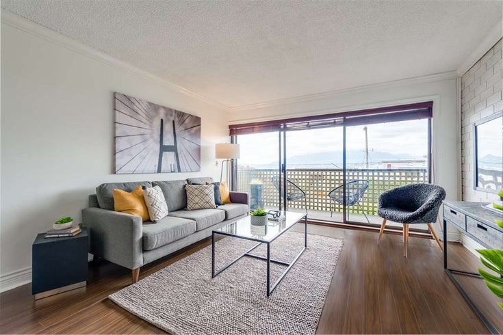 218 2366 WALL STREET - Hastings Apartment/Condo for sale, 1 Bedroom (R2380738)