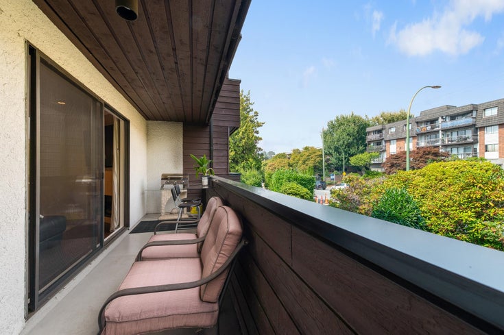 204 - 341 W 3rd Street - Lower Lonsdale Apartment/Condo, 2 Bedrooms (R3044748)
