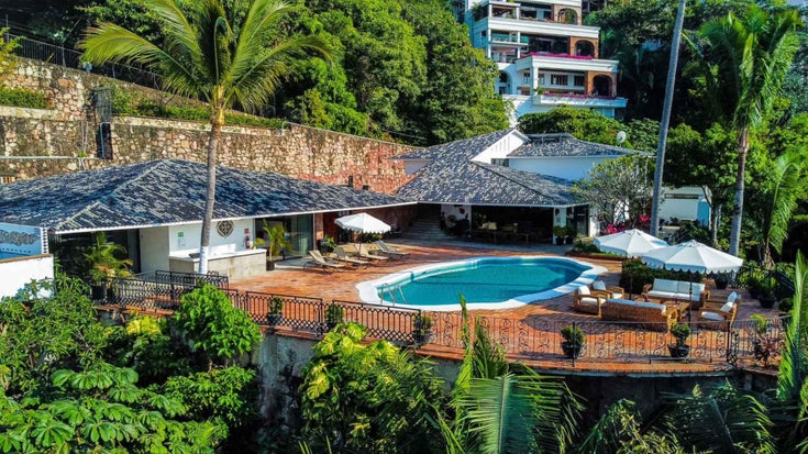 Paseo de los Delfines 103, Conchas Chinas, 48399 Puerto Vallarta, Jal.  - Puerto Vallarta House for sale, 7 Bedrooms (Villa Castillo )