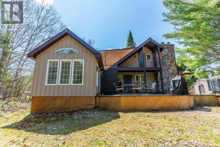 1065 CLOVERLEAF ROAD - Algonquin Highlands House for Sale, 3 Bedrooms (X12137708)