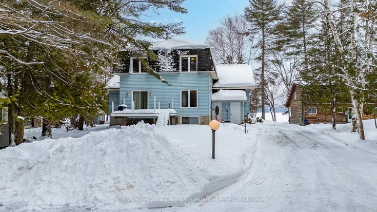 1015 Blackberry Lane - Minden Detached for Sale, 2 + 2 Bedrooms (X12694894)