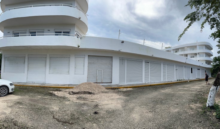 Local Comercial 3,4,5,6,7,8,9 en Suites Cozumel Carretera Costera sur KM7 - other Commercial for sale, 1 Bedroom 