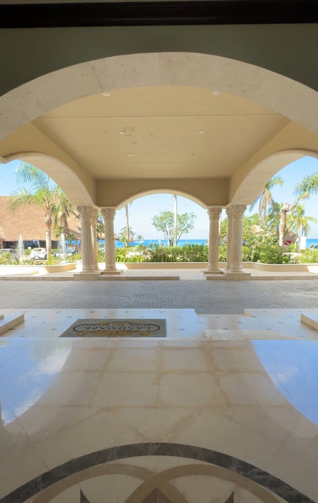 Aqua Vista Landmark  - Cozumel Apartment for sale, 3 Bedrooms 