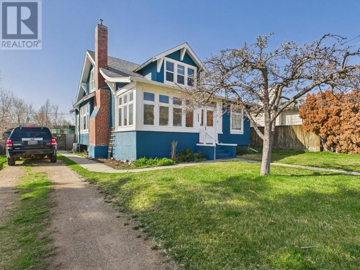 555 School Avenue - Oliver House for Sale, 3 Bedrooms (10342723)