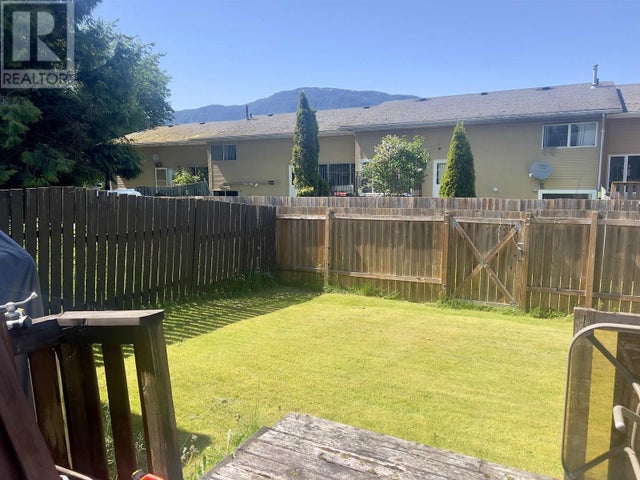 9 486 QUATSINO BOULEVARD - Kitimat Row / Townhouse for Sale, 3 Bedrooms (R3015565)