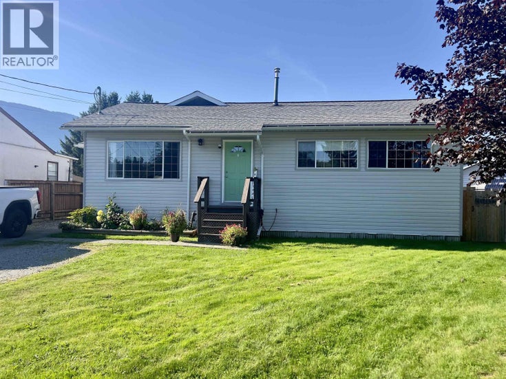 44 OMENICA STREET - Kitimat House for Sale, 4 Bedrooms (R3041061)