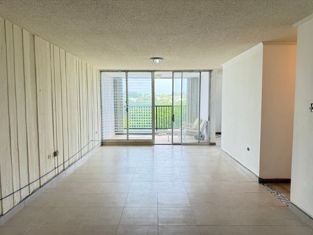 Condominio Sky Towers II Apt. 8-C San Juan, PR 00926 - Sky Towers II Condo for Sale, 4 Bedrooms 