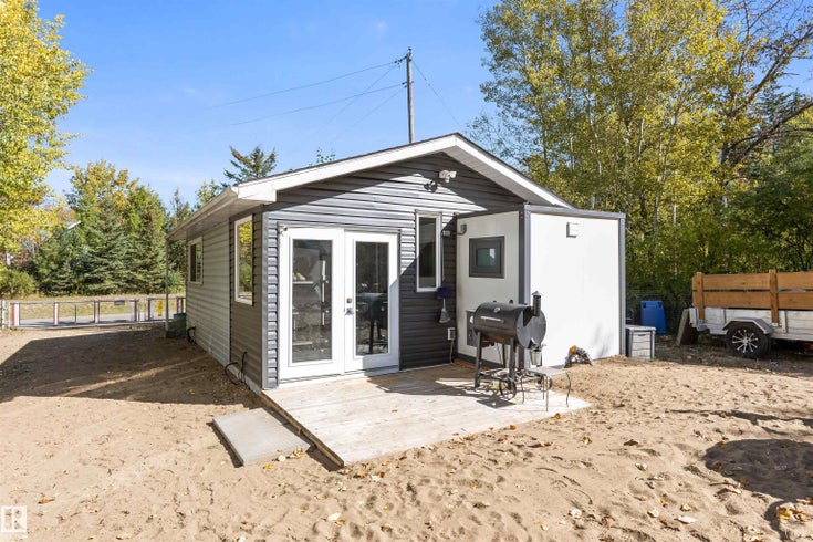 #115 55230 RGE ROAD 10 - Pine Sands Cottage for Sale, 1 Bedroom (E4460112)