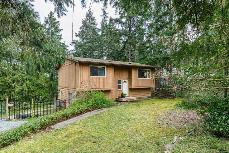 111 Pallot Way - GI Salt Spring Single Family Residence, 4 Bedrooms (985951)