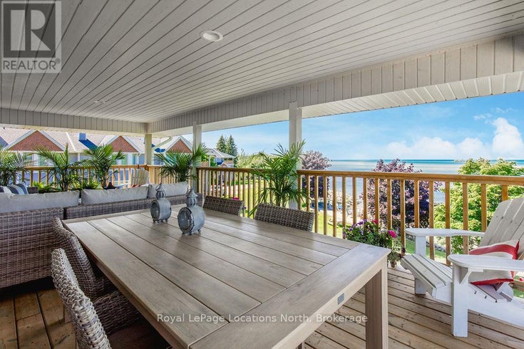 38 LIGHTHOUSE LANE E - Collingwood Row / Townhouse for Sale, 4 Bedrooms (S12133463)