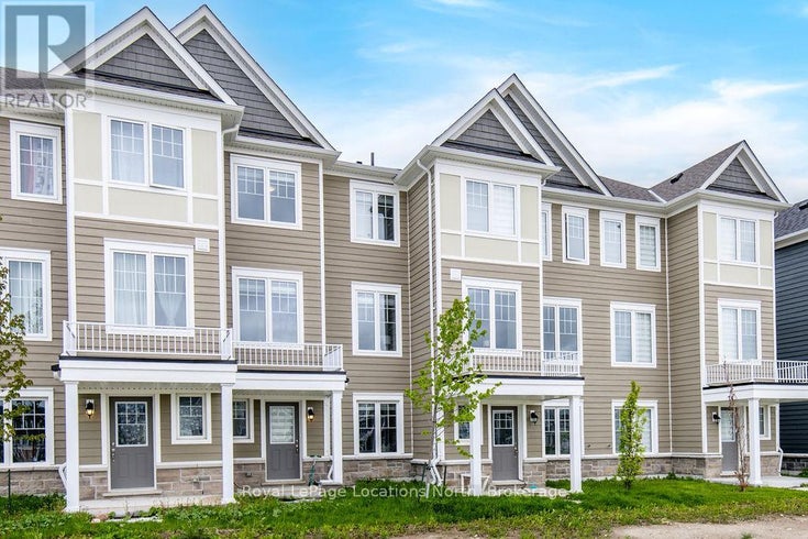 17 SAMA WAY - Wasaga Beach Row / Townhouse for Sale, 3 Bedrooms (S12421378)