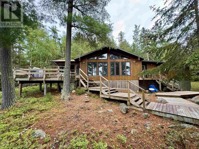 12 & 13 Hay Island - Kenora for Sale, 3 Bedrooms (TB251565)