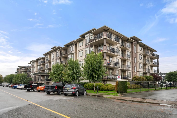 413 45893 Chesterfield Avenue - Chilliwack Downtown Apartment/Condo for sale, 3 Bedrooms (R2826693)
