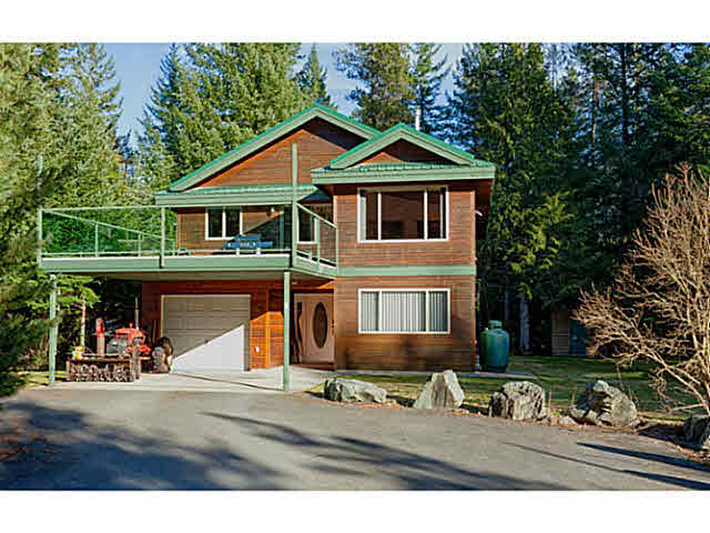 1 Garibaldi Drive - Black Tusk - Pinecrest House/Single Family, 4 Bedrooms (V1101103)