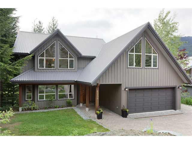 6254 Eagle Drive - Whistler Cay Heights House/Single Family, 6 Bedrooms (V960918)