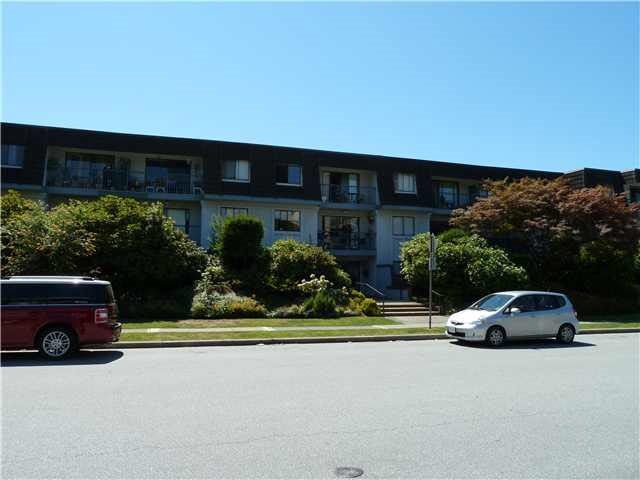 112 275 W 2nd Street - Lower Lonsdale Apartment/Condo for sale, 2 Bedrooms (R2054099)