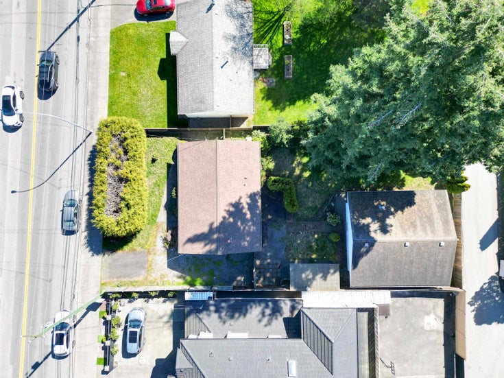 12300 82 Avenue - Queen Mary Park Surrey Single Family Residence for Sale, 3 Bedrooms (R2991713)