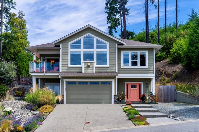 6053 Sansum Dr - Du East Duncan Single Family Residence for Sale, 4 Bedrooms (1006842)
