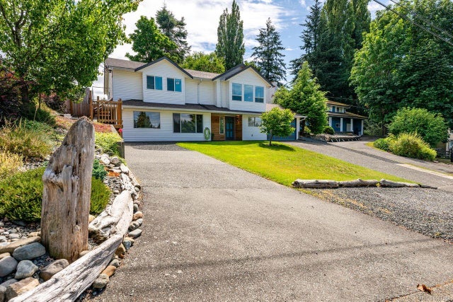125 Taylor Way - CR Campbell River Central Single Family Residence for Sale, 5 Bedrooms (1007188)