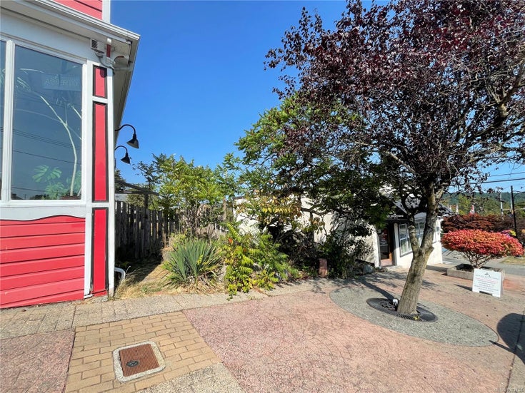 16 Roberts St - Du Ladysmith Mixed Use for Sale(1013744)