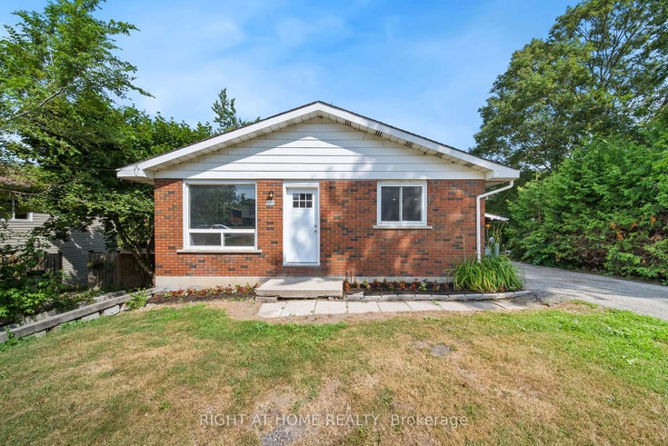 138 Simcoe Street - Orillia Detached for Sale, 3 Bedrooms (S12316189)